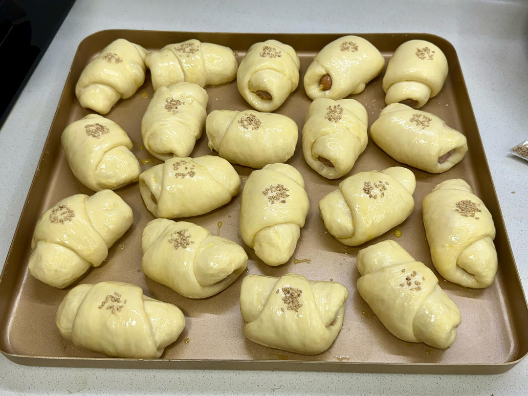 波兰种牛奶餐包
