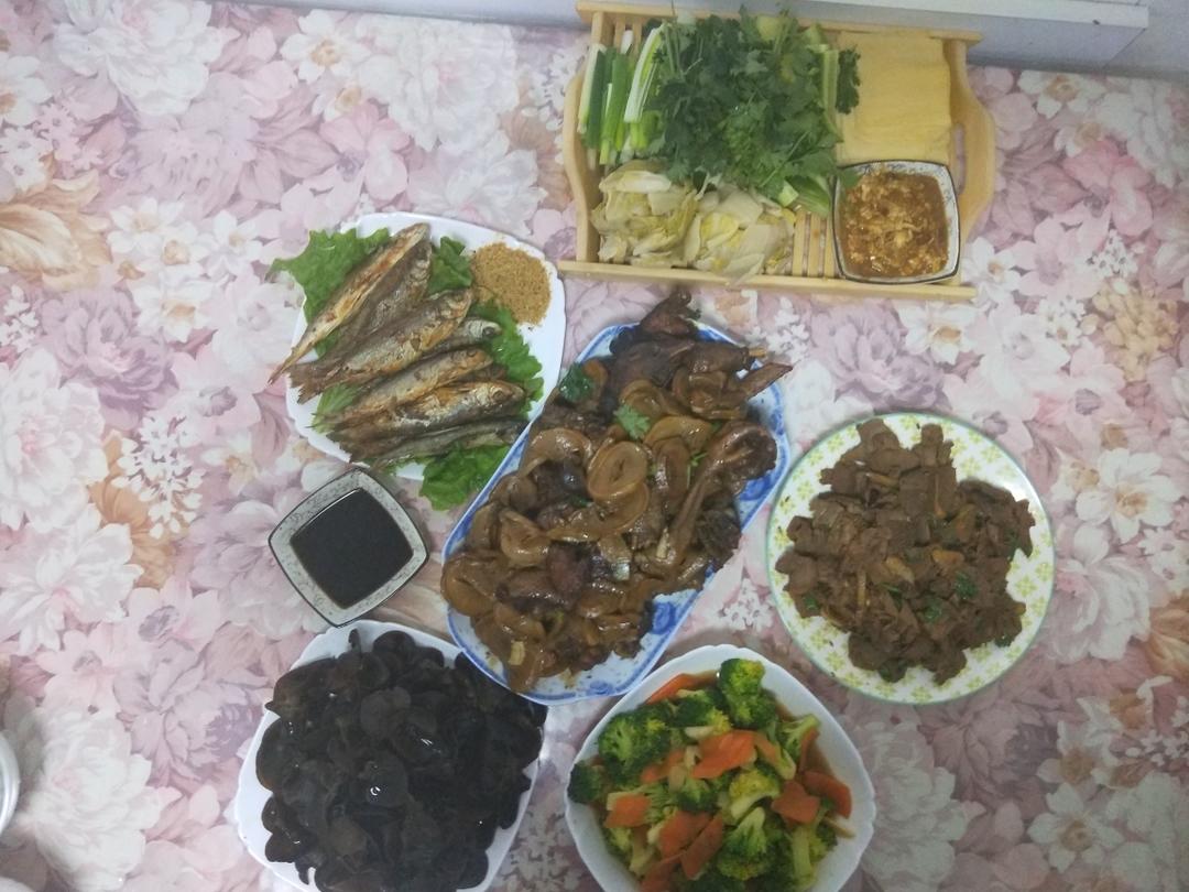 小鸡炖土豆干的做法