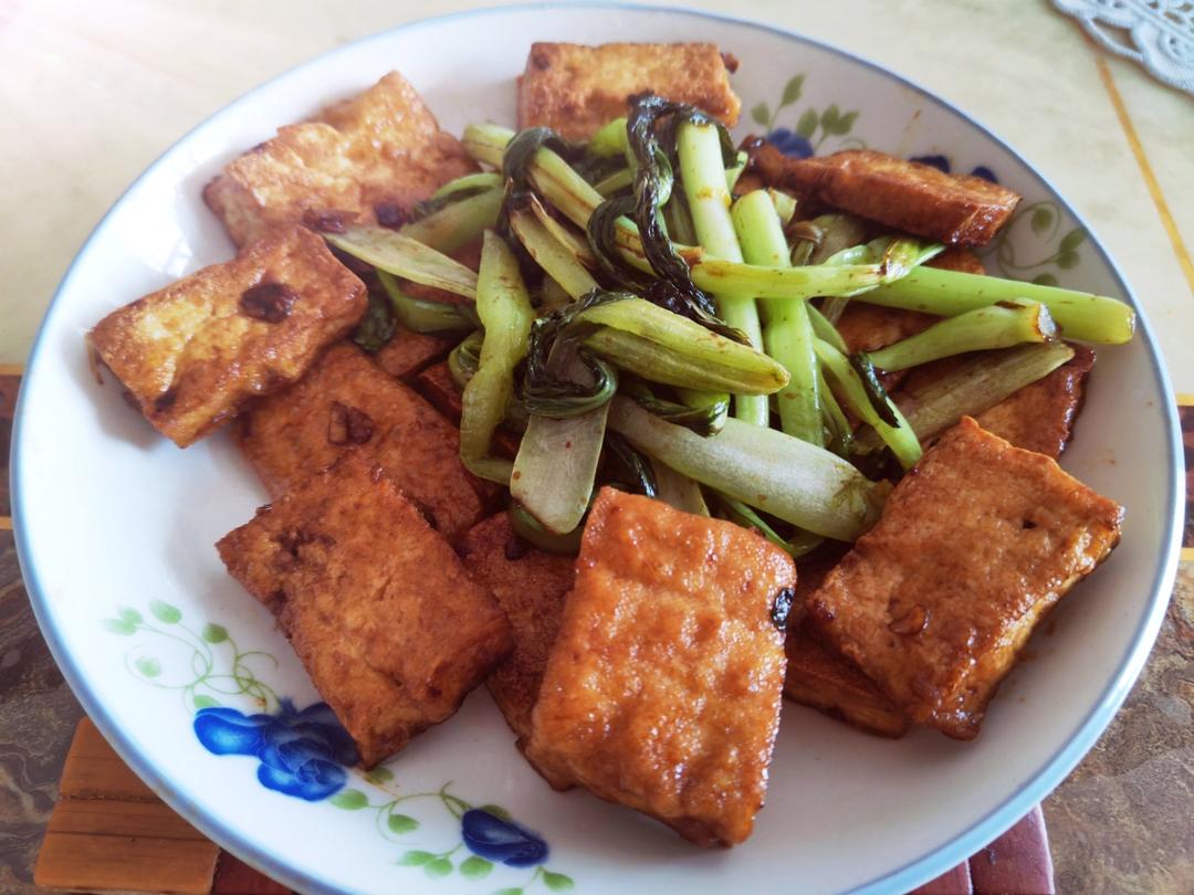 家常青菜豆腐