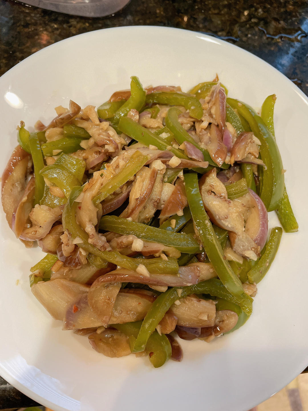 厨师长教你：“小炒茄子”的家常做法，简单易学，下饭首选