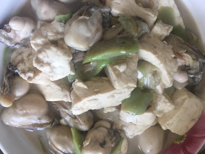 丝瓜豆腐炖海蛎子的做法