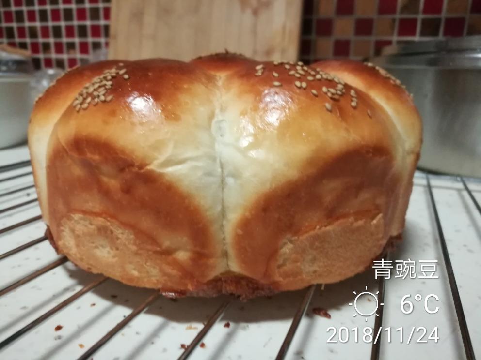 纯奶手撕吐司的做法 步骤1