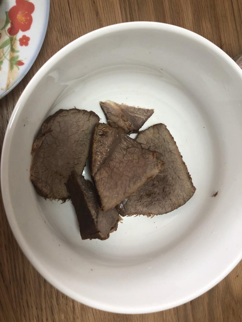 超简单卤牛肉 电饭煲版