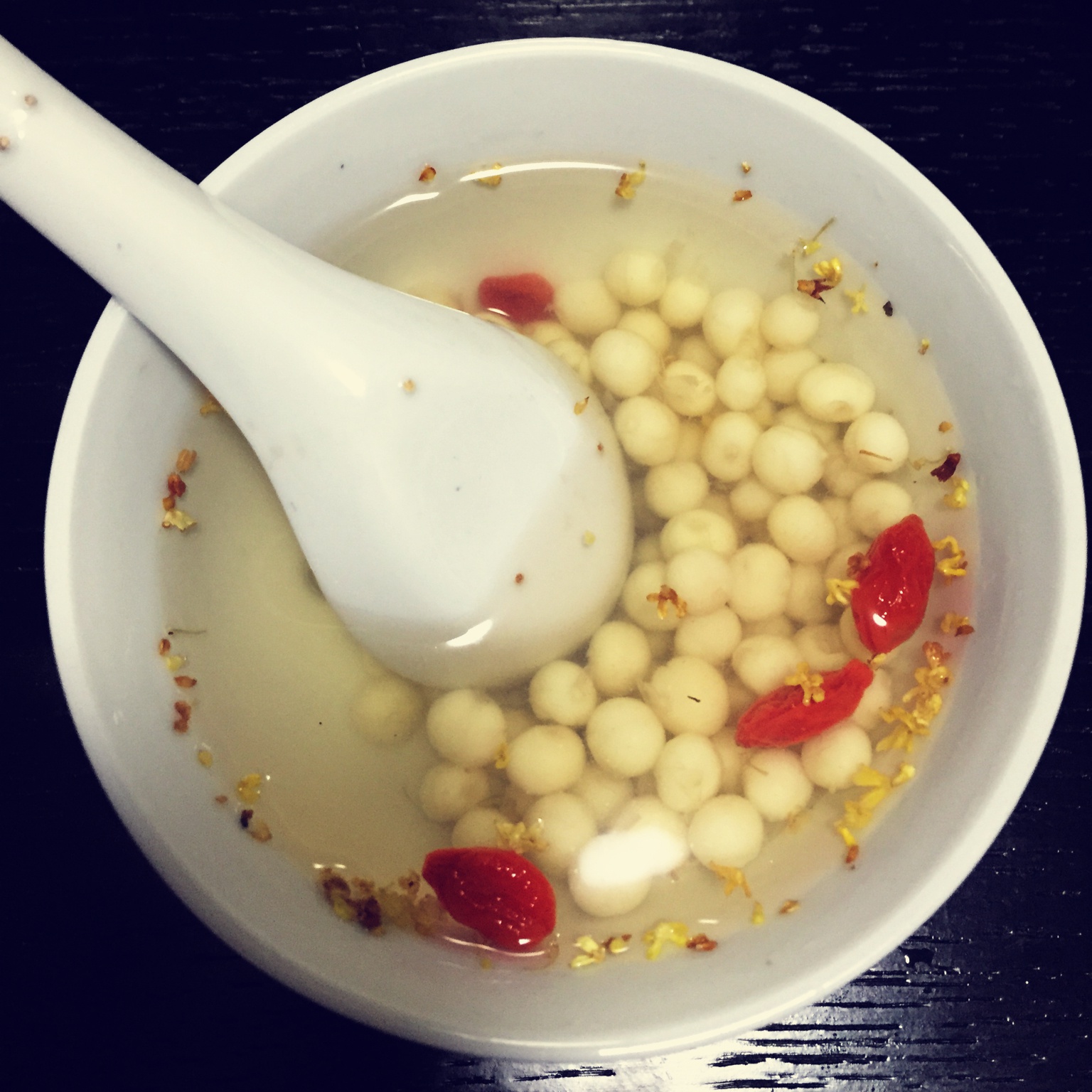 应季而食——桂花糖水鸡头米