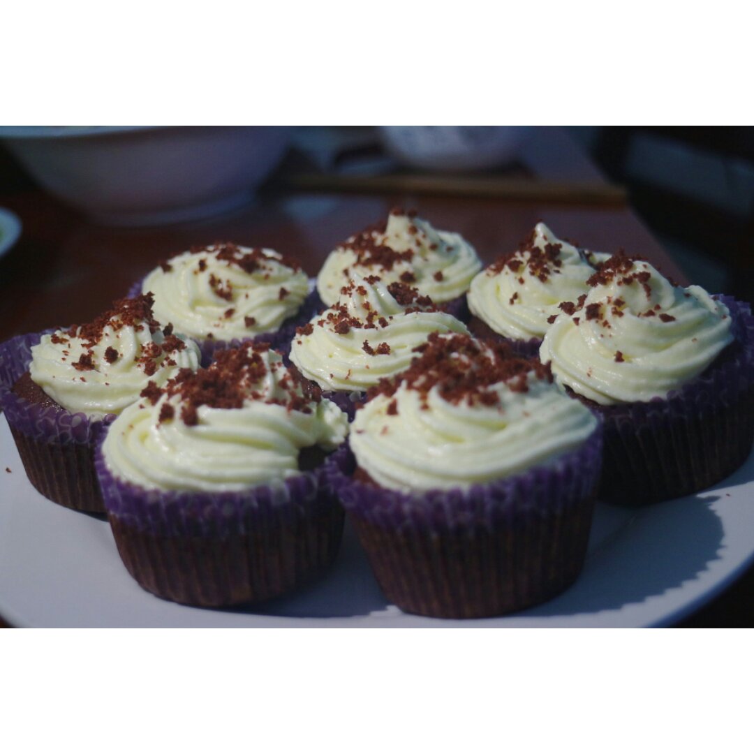 红丝绒纸杯蛋糕