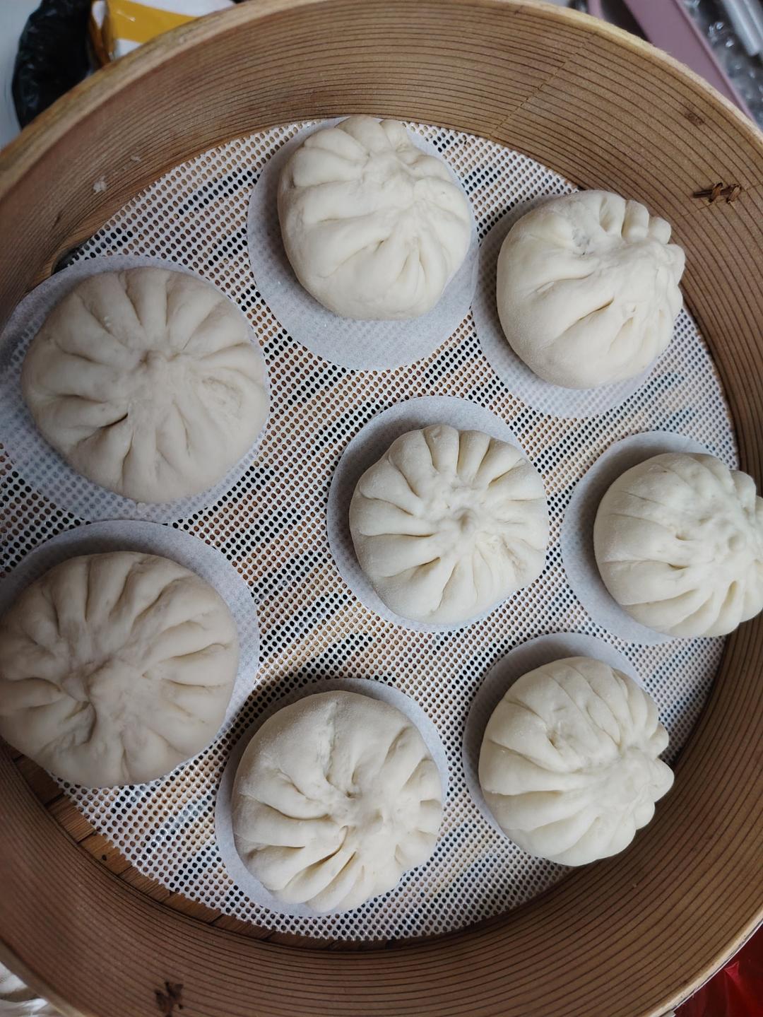 经典怀旧，油而不腻，甜度刚好，就想吃这个水晶肉包
