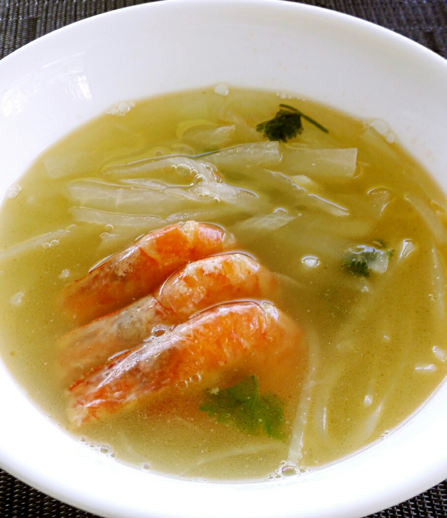 简单又不失美味的萝卜丝虾汤的做法