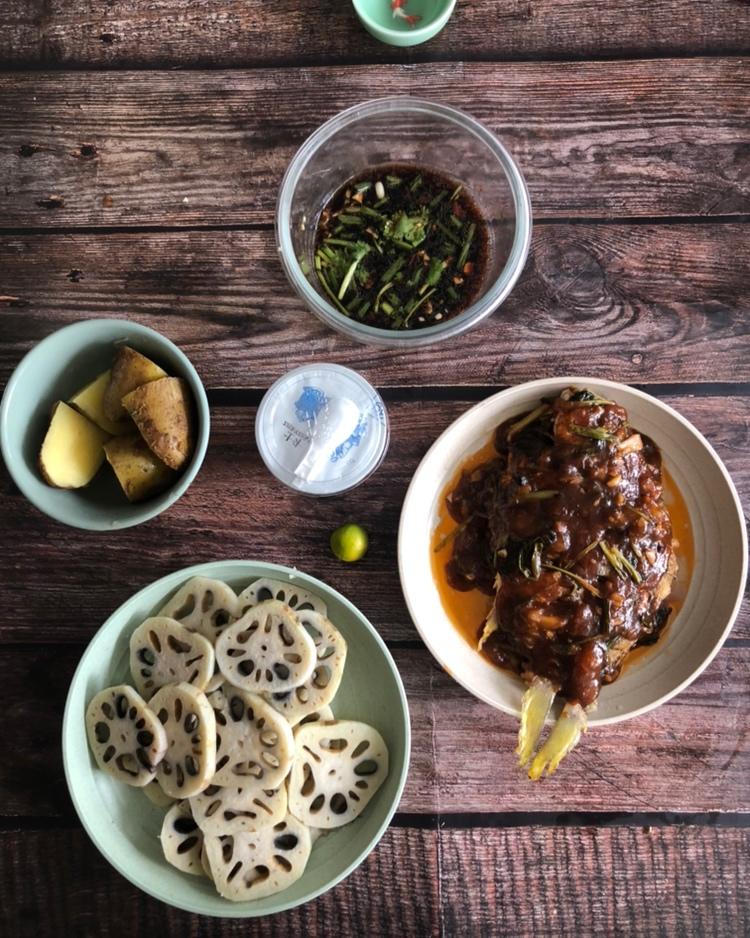 夏天开胃的凉拌藕片