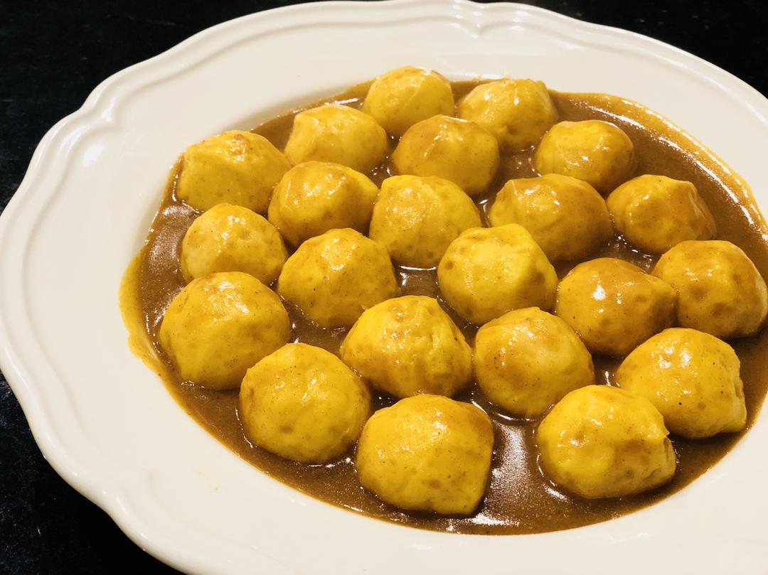 小美版-咖喱鱼蛋的做法