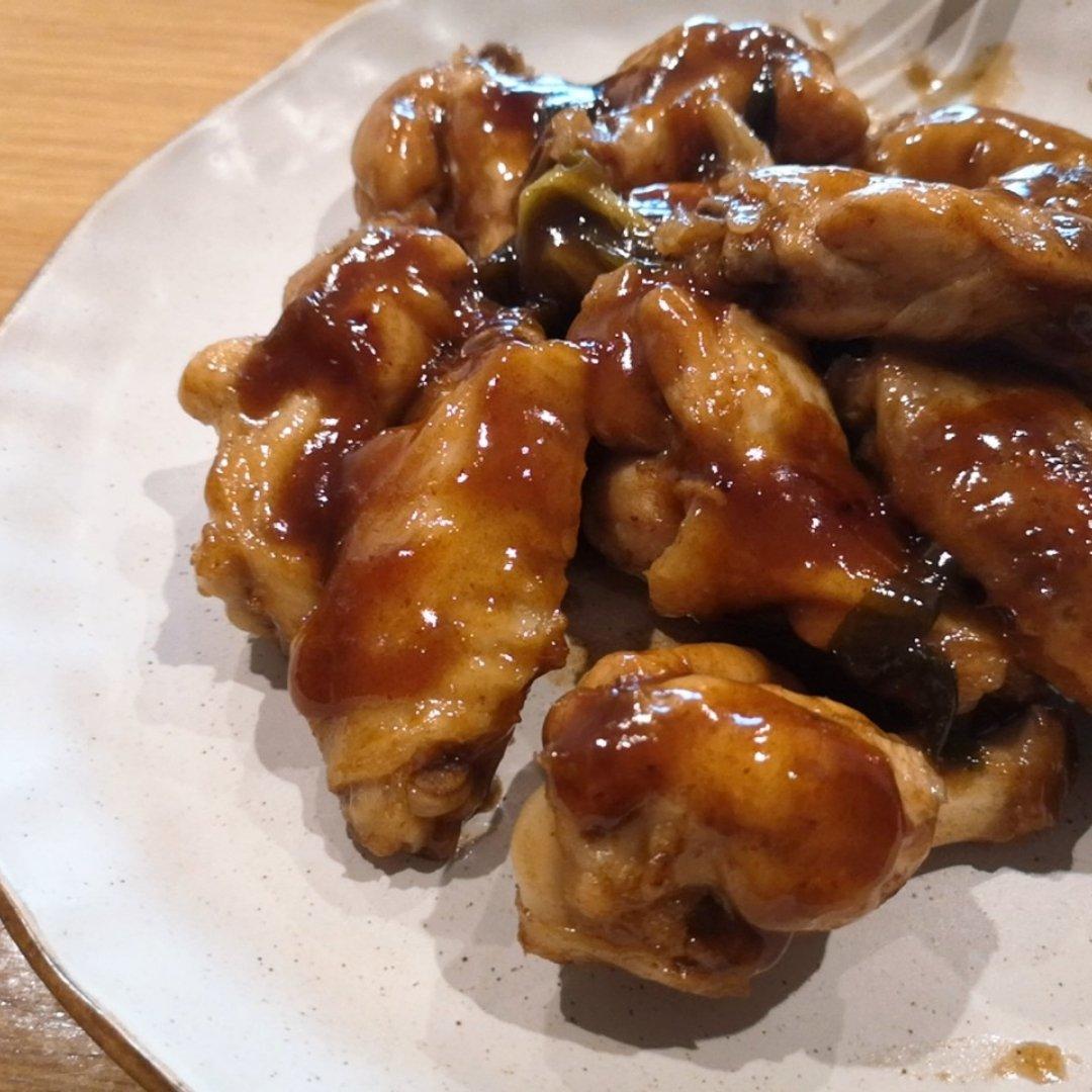 厨师长教你：“可乐鸡翅”的家常做法，味道鲜嫩可口，先收藏起来