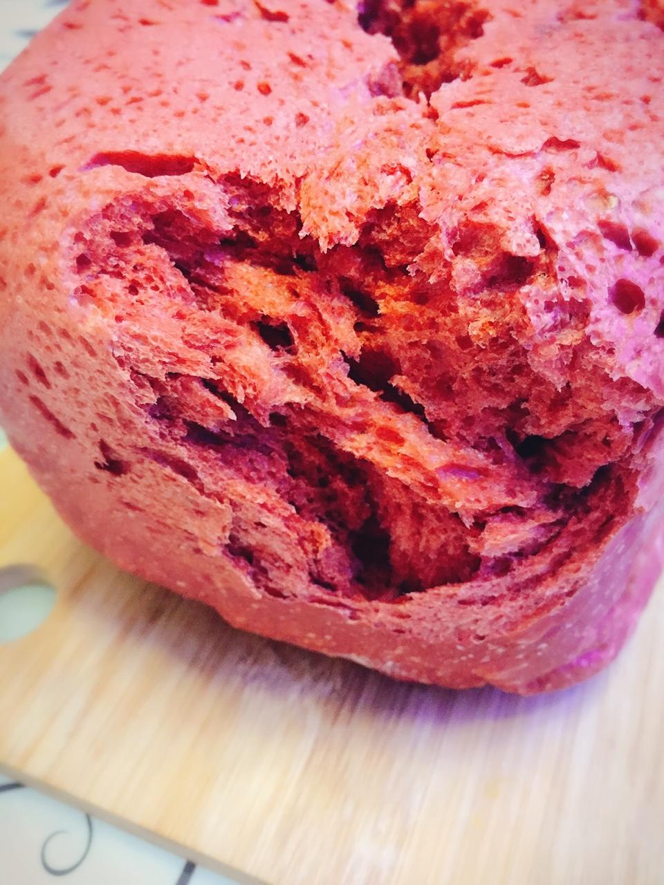 红曲蔓越莓吐司