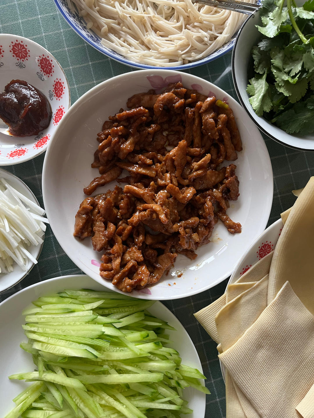 厨师长教你：“京酱肉丝”的家常做法，酱香咸甜适中，老少皆宜