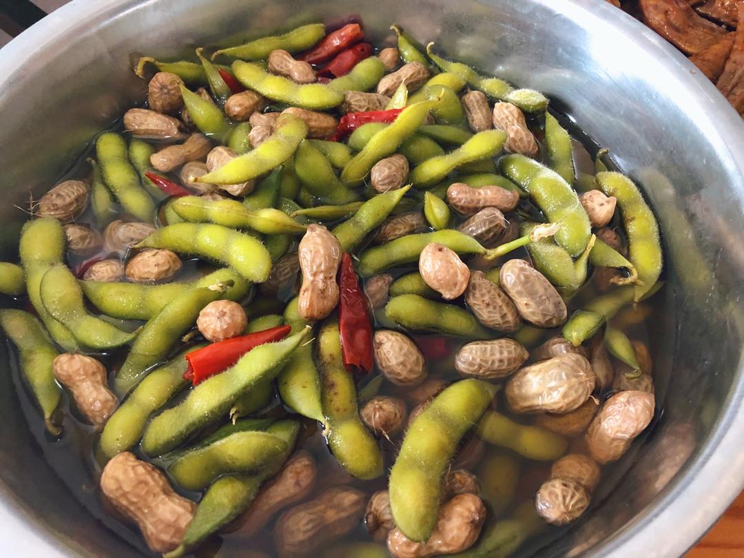 盐水毛豆花生