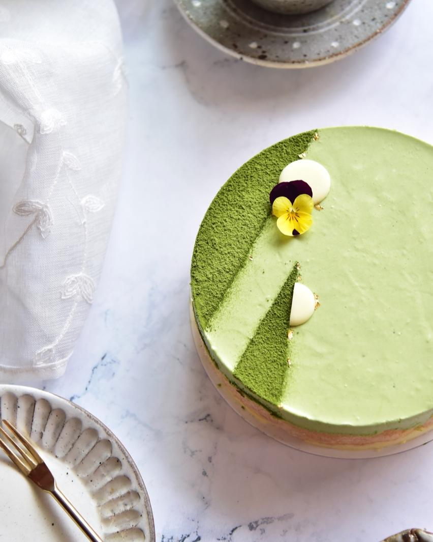 鲜柠抹茶慕斯蛋糕