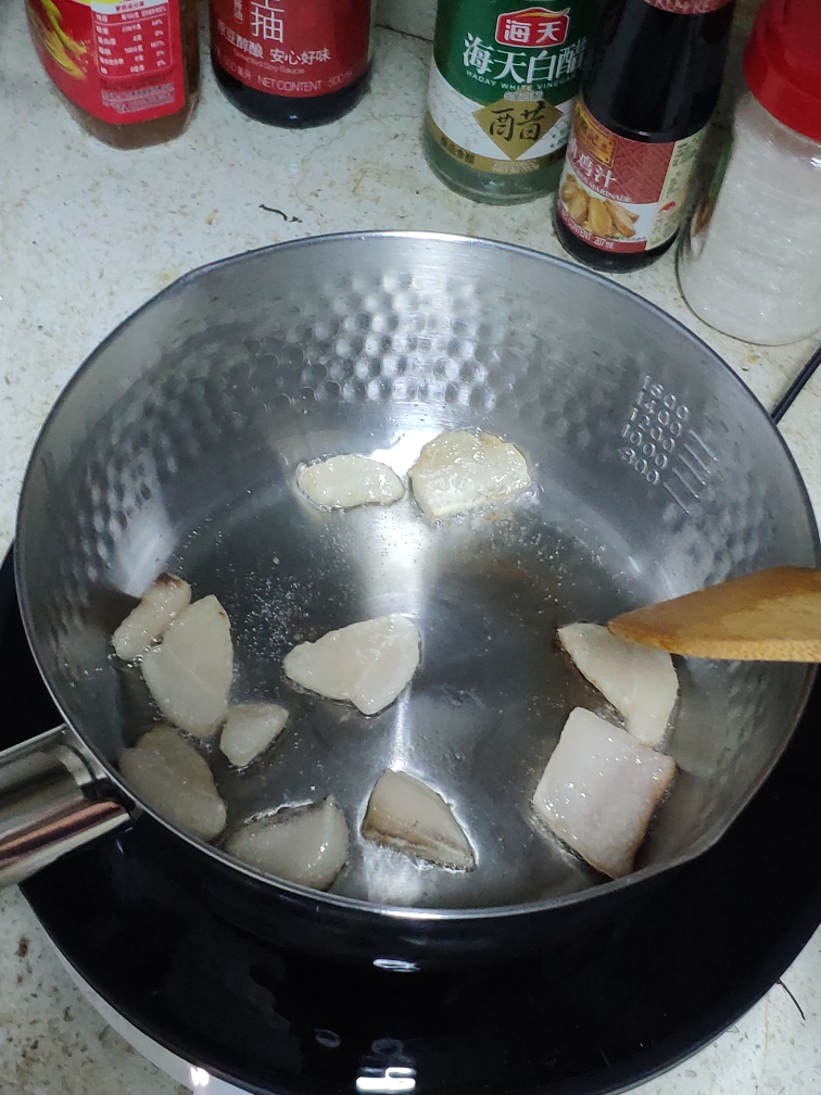 清煮煮猪腱子肉菜花的做法 步骤1