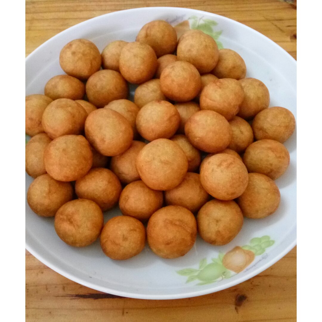 妈妈教炸的红薯丸子