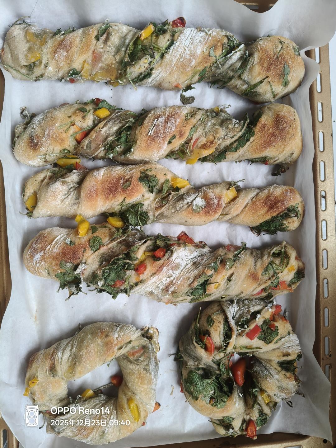 隔夜发酵免揉快手又低脂的恰巴塔扭扭棒