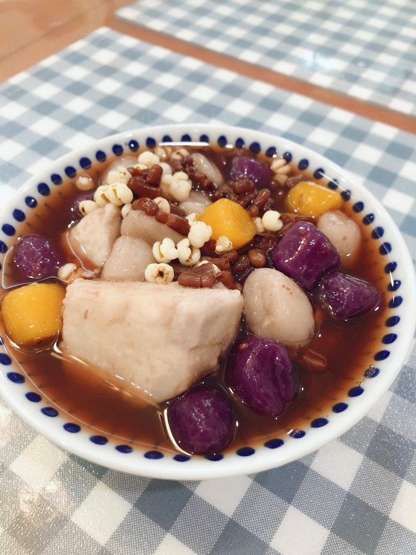 满足你的偷学欲望，“鲜芋仙”的三色芋圆在家也能轻松搞定！——三色芋圆