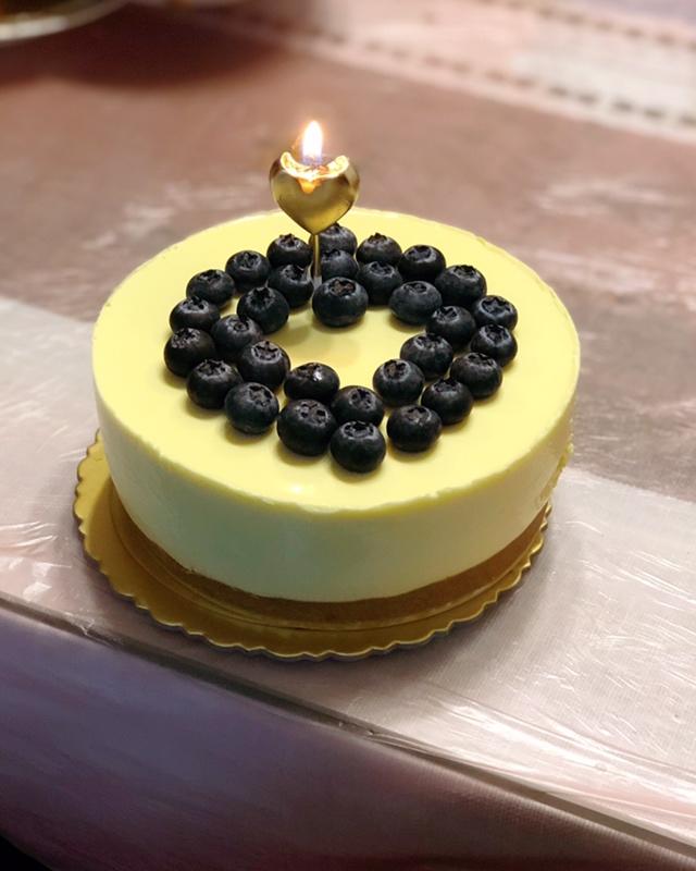 蓝莓冻酸奶芝士蛋糕