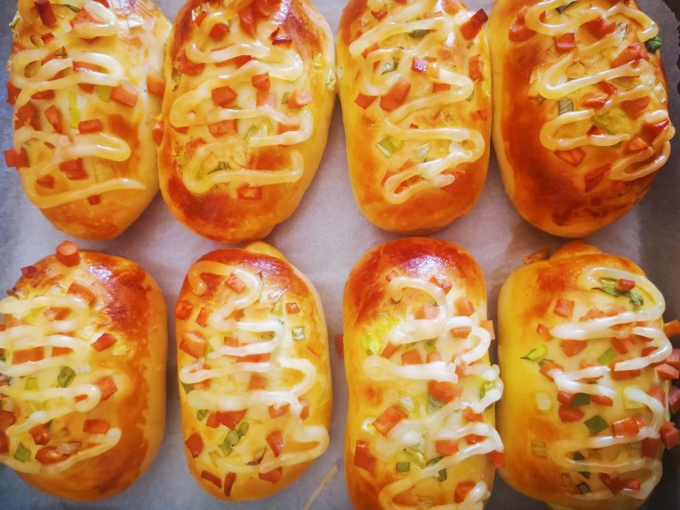 火腿香葱肉松面包的做法步骤图 怎么做好吃 Amber 然 下厨房 火腿香葱肉松面包的做法步骤图 怎么做好吃 Amber 然 下厨房