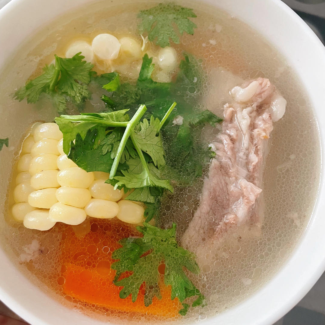 厨师长教你：“玉米排骨汤”的家常做法，营养又美味，先收藏了