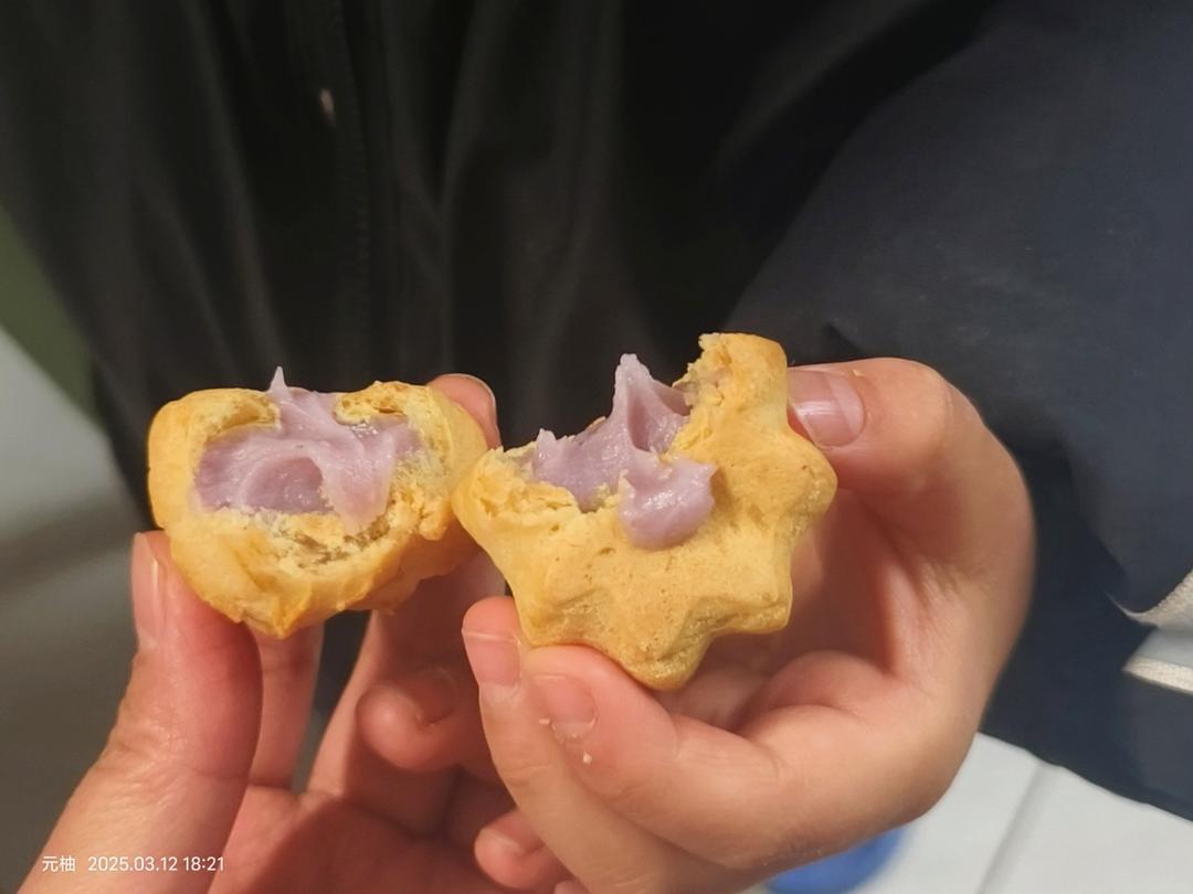 一口一个小巧可爱—迷你小泡芙