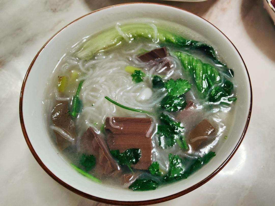 鸭血粉丝汤（无浓汤宝）