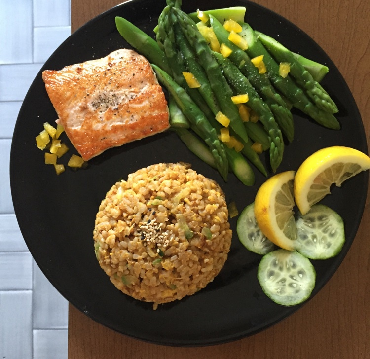 无油香煎三文鱼