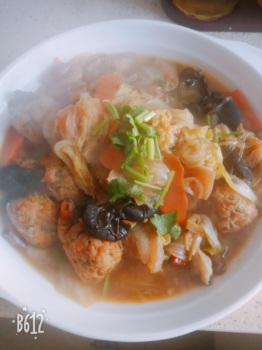 白菜烩丸子的做法