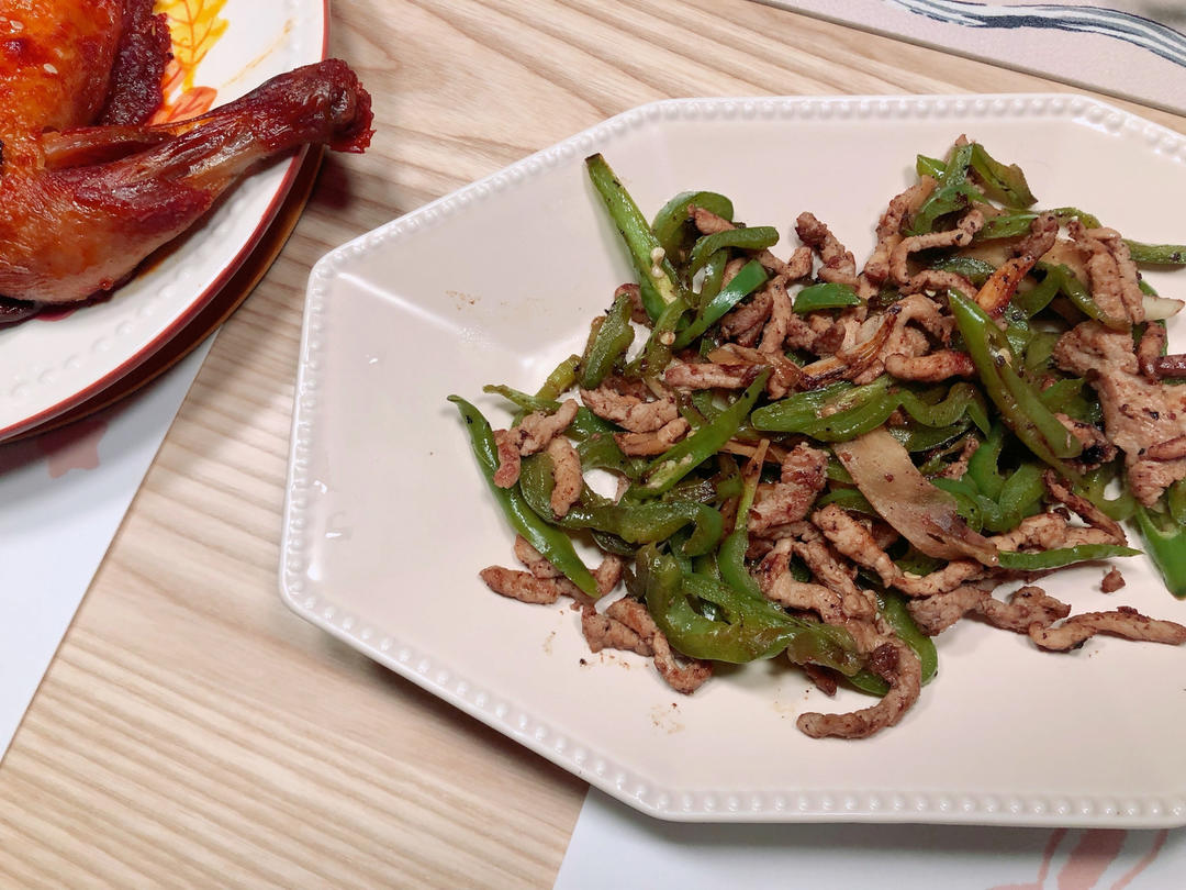 厨师长教你：“青椒肉丝”的正宗做法，色香味俱全