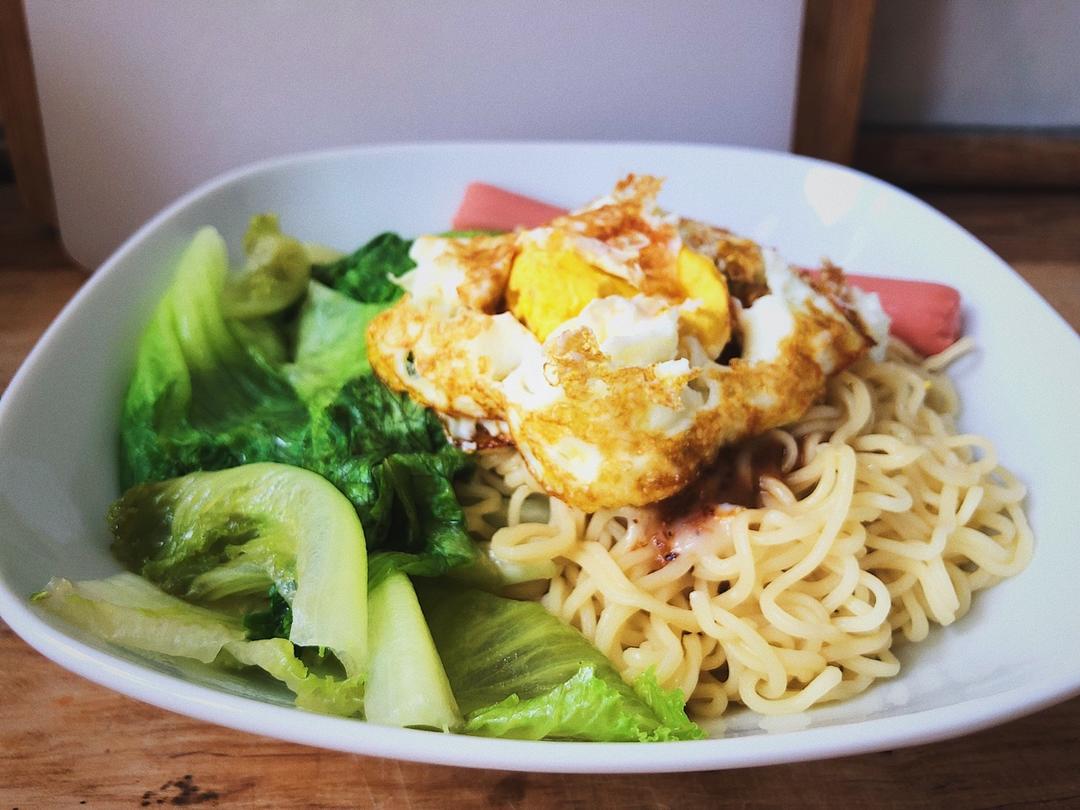 满足食欲的深夜秘密 森系浓香泡面