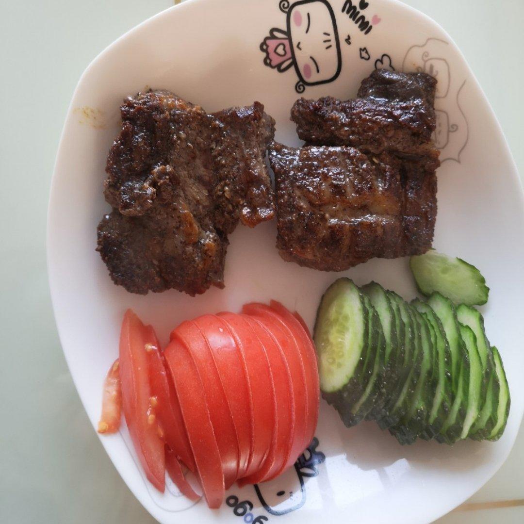 黑椒牛排