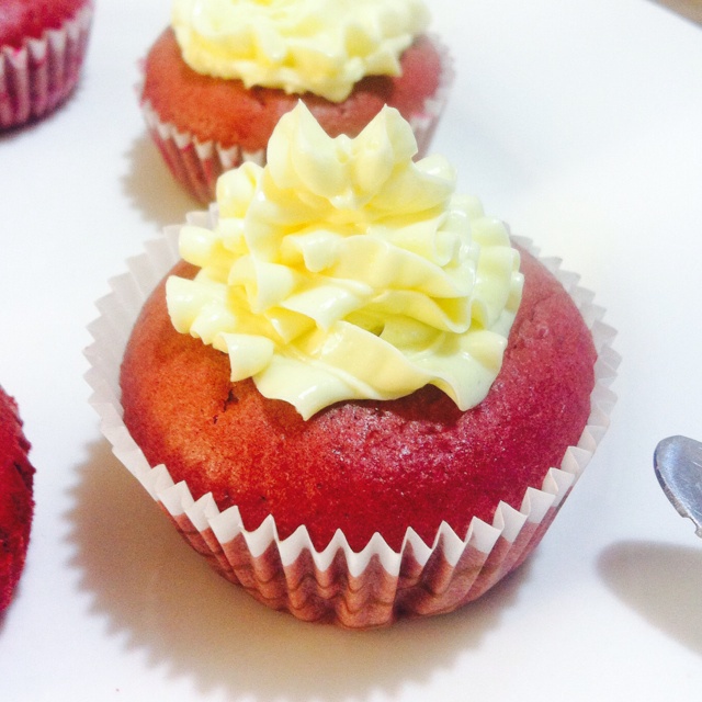 经典红丝绒杯子蛋糕（red velvet cupcake）