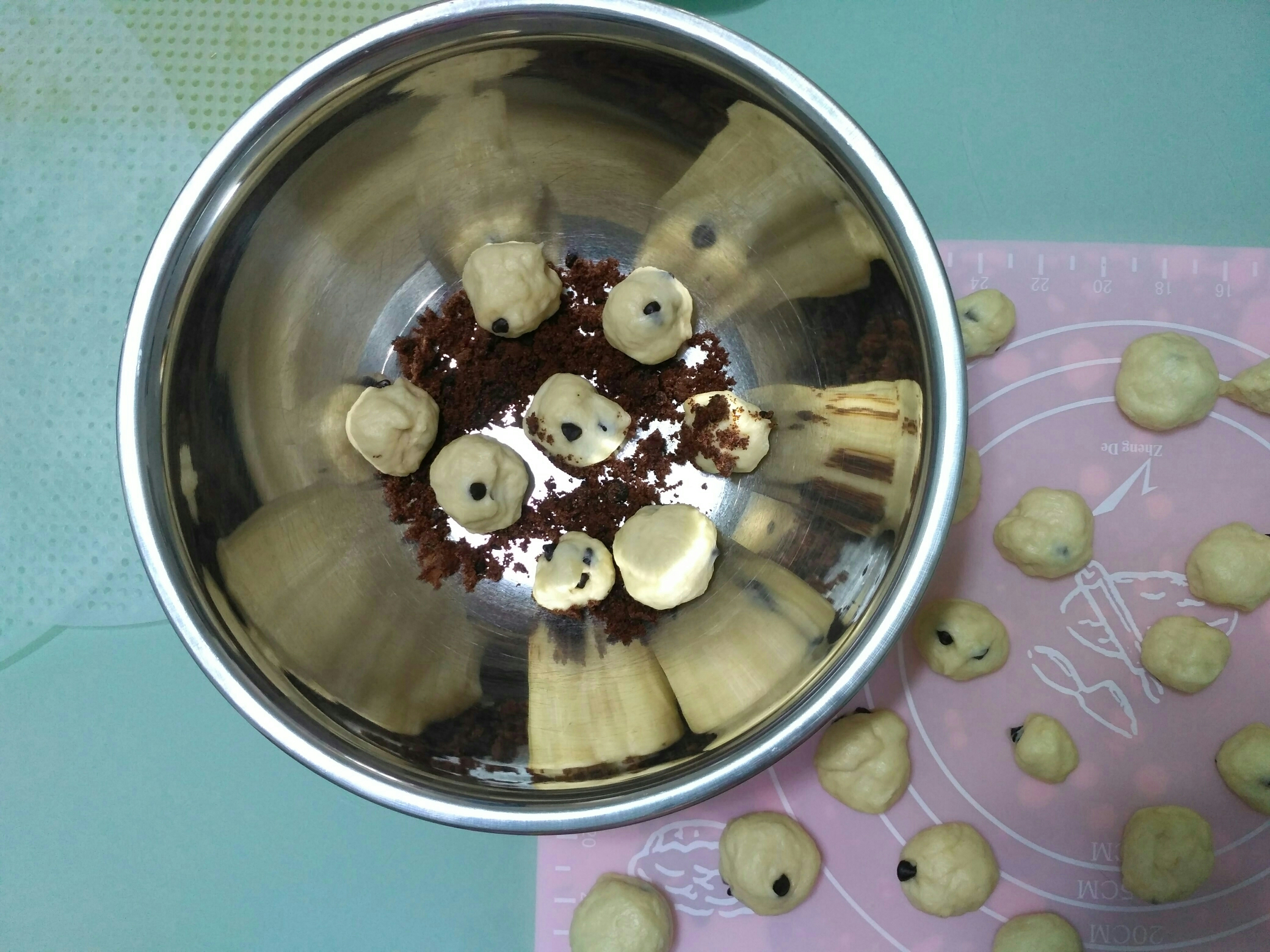 焦糖酱巧克力猴子面包的做法 步骤3