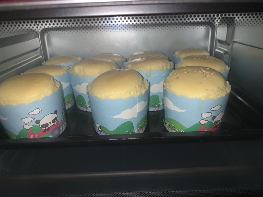 纸杯蛋糕 8寸戚风蛋糕的量