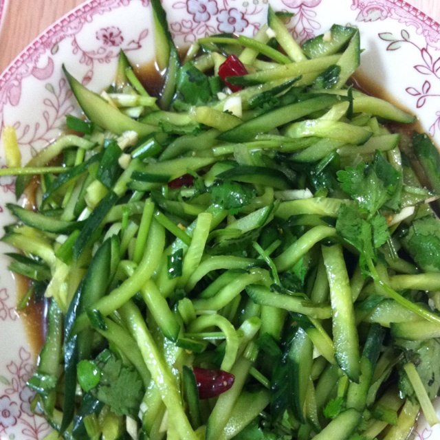 董太的私方菜--凉拌黄瓜丝
