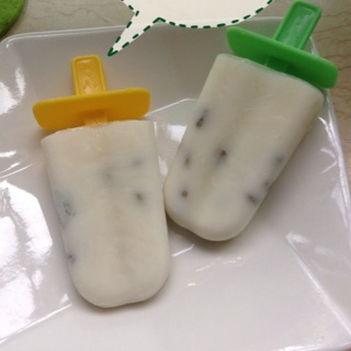 蔓越莓酸奶棒冰