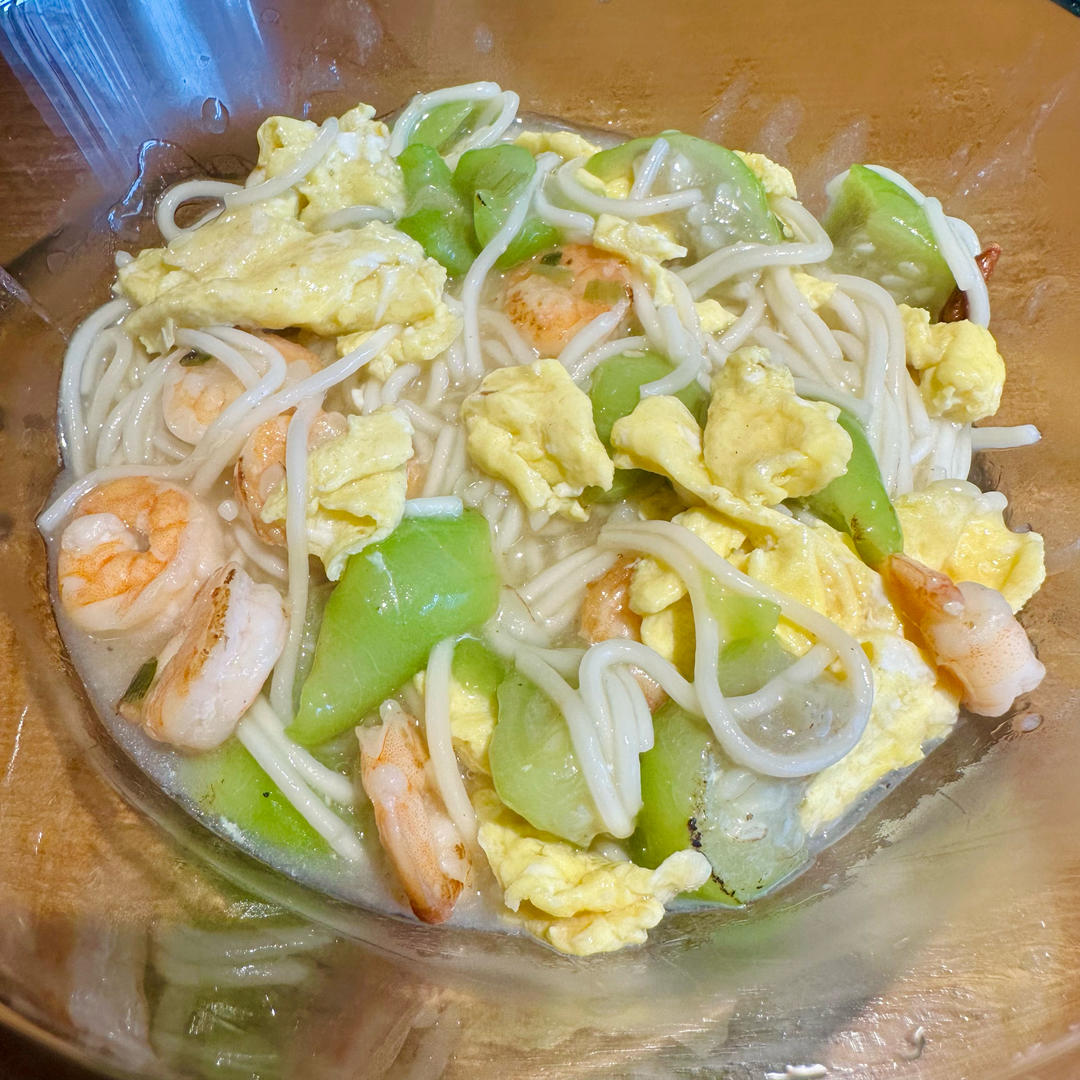 丝瓜鸡蛋面