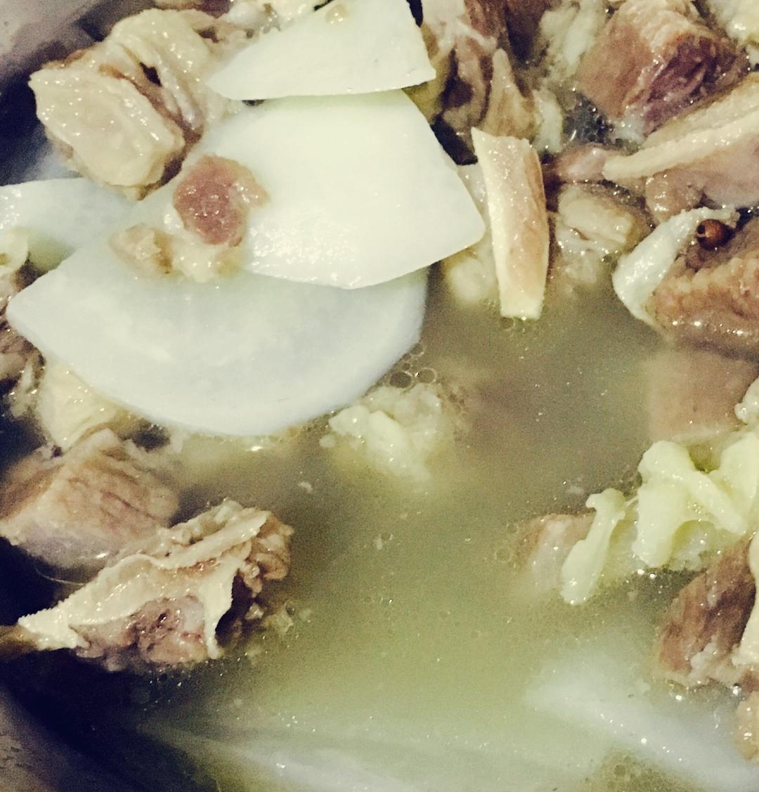 清炖牛肉汤