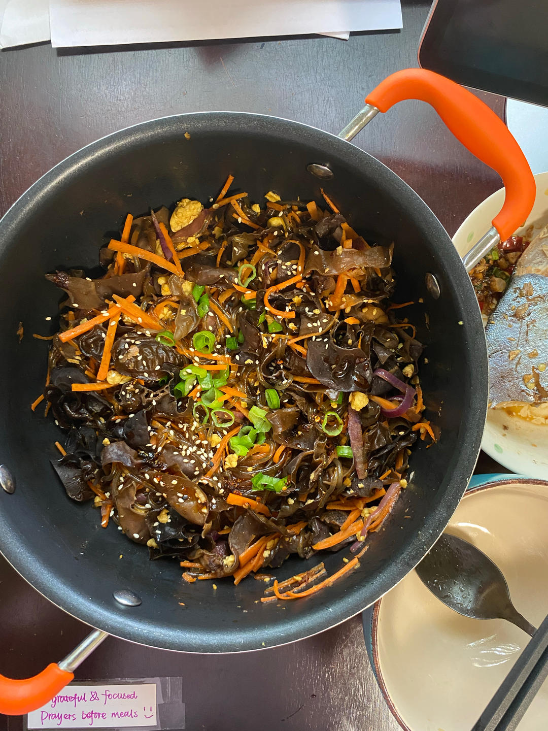 快手红薯粉丝炒杂菜——韩式拌饭的另一种topping