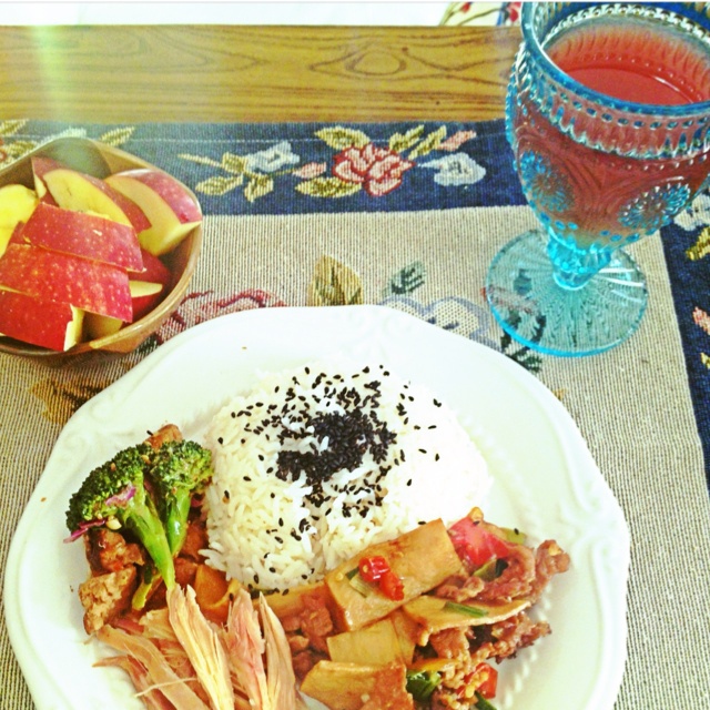 鸡尾酒“sangria"
