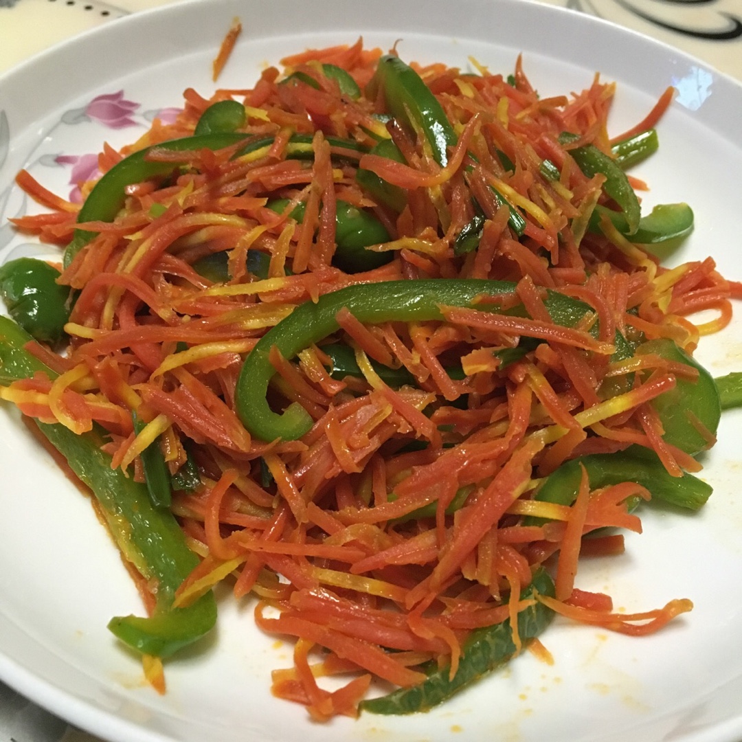 j莫失莫忘做的清炒胡萝卜丝