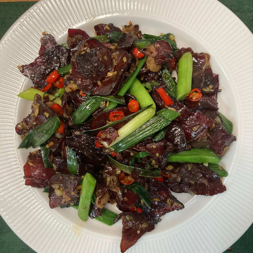 湘味小炒腊黄牛肉