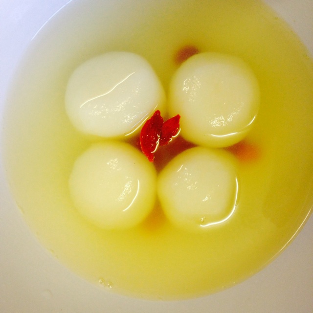 自制汤圆（红豆/芝麻椰蓉馅）