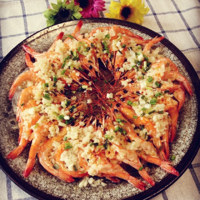 蒜蓉粉丝蒸大虾