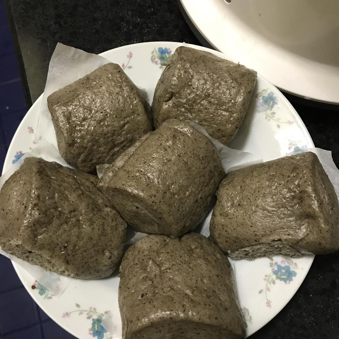 奶香黑芝麻刀切馒头