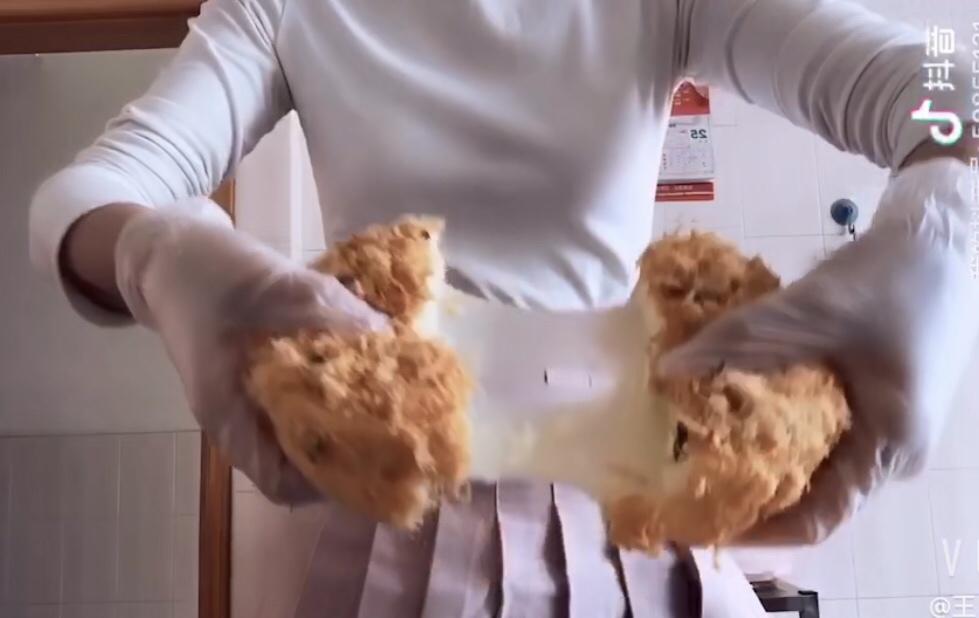 肉松小贝