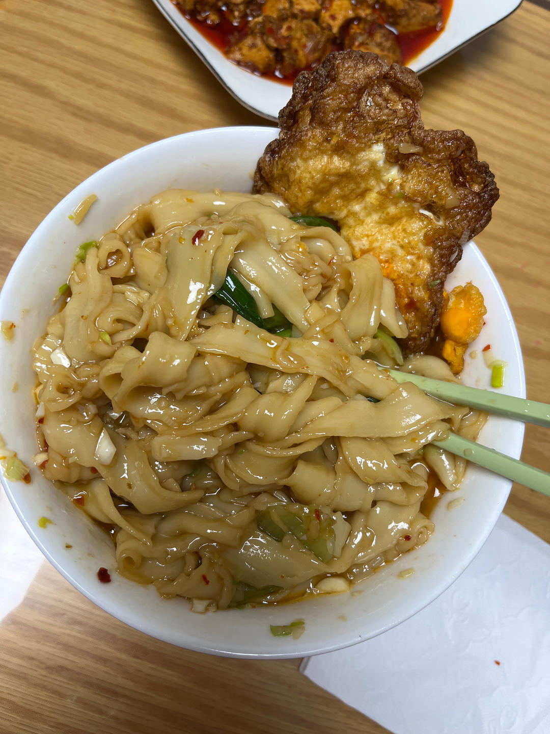 十分钟就能吃上的超简单油泼面