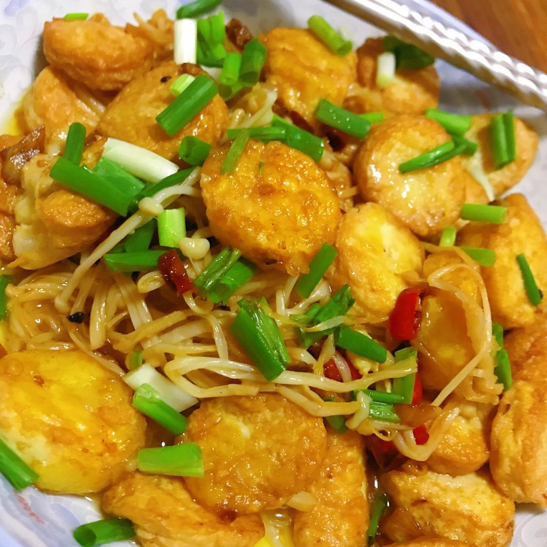 随晶晶做的红烧日本豆腐金针菇