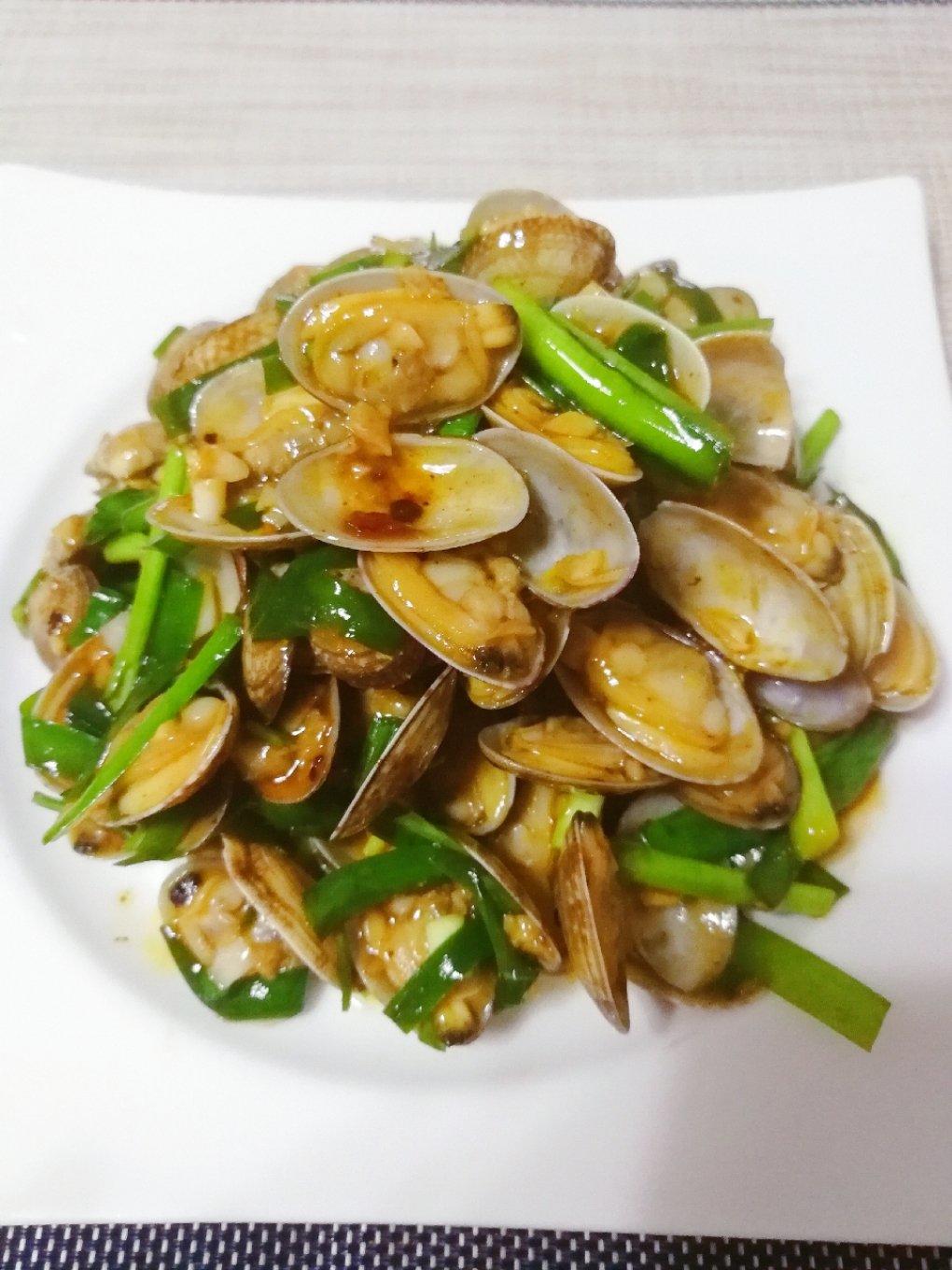 韭菜紫苏炒花甲